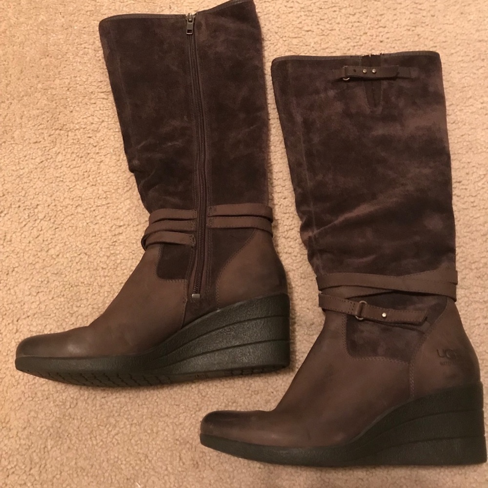 Ugg lesley brown boots size 7